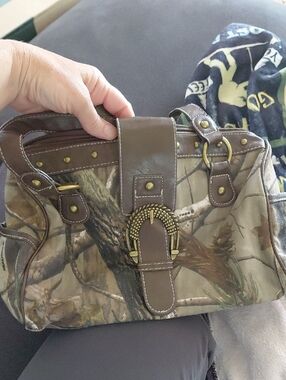 Realtree Camo Print Shoulder Handbag with Buckle Detail
